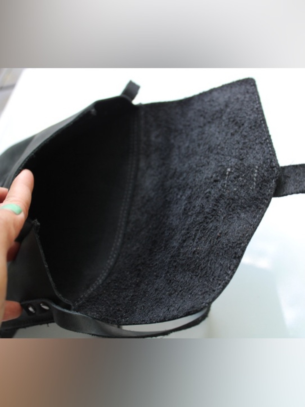 NWOT Hide & drink cross body bag Full - Picture 3 of 7